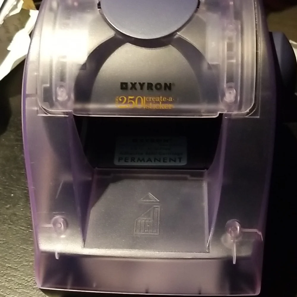 Xyron 250 Create-a-Sticker Machine - Picture 1 of 5